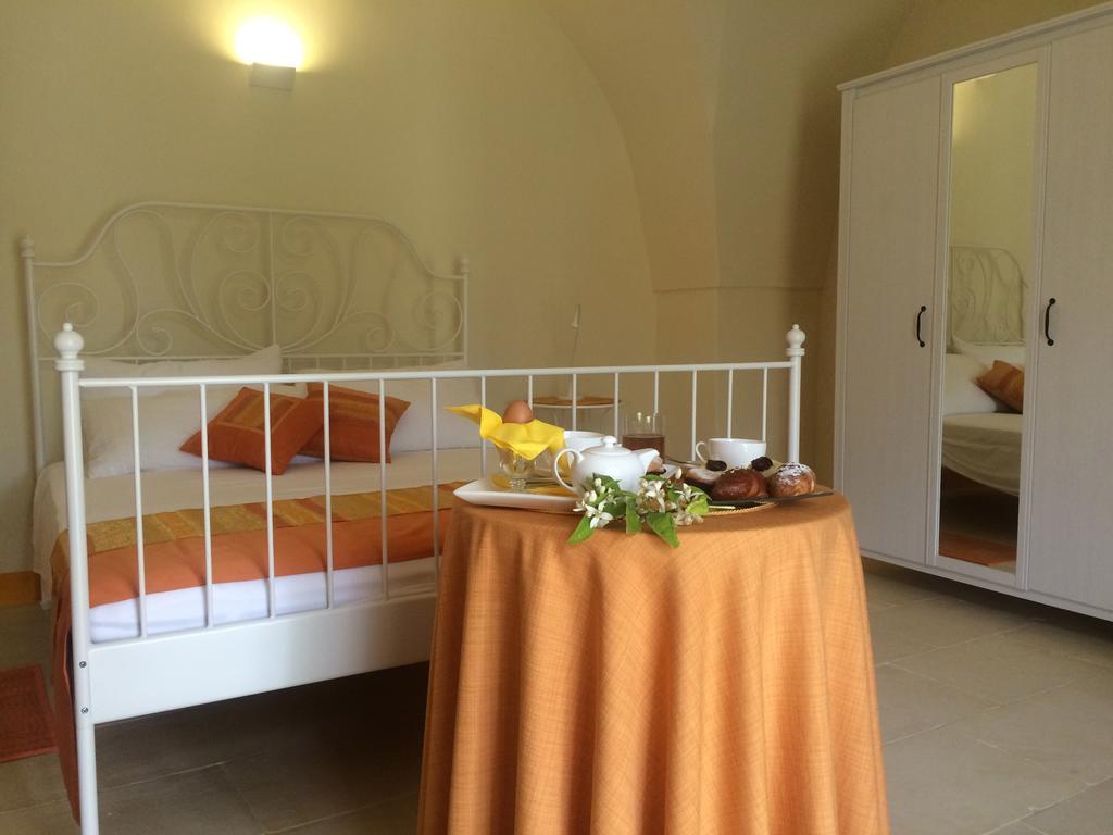 Masseria San Polo Squinzano Exteriör bild