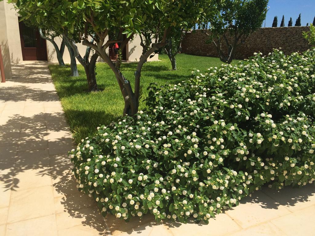Masseria San Polo Squinzano Exteriör bild